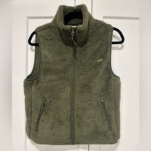 TNA Olive Green Sherpa Fleece Vest - Sz M